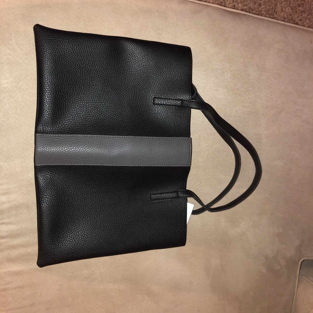 Vince Camuto Tote